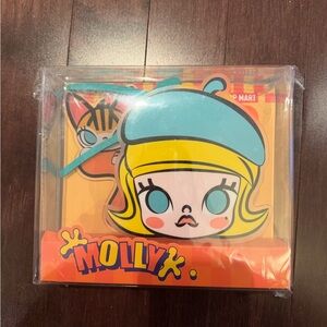 Molly Pop Mart Figurine Stand